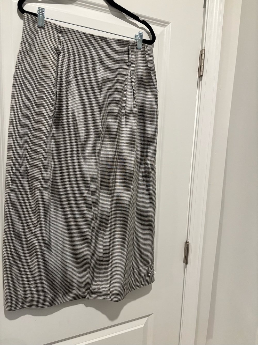 David N. Long skirt